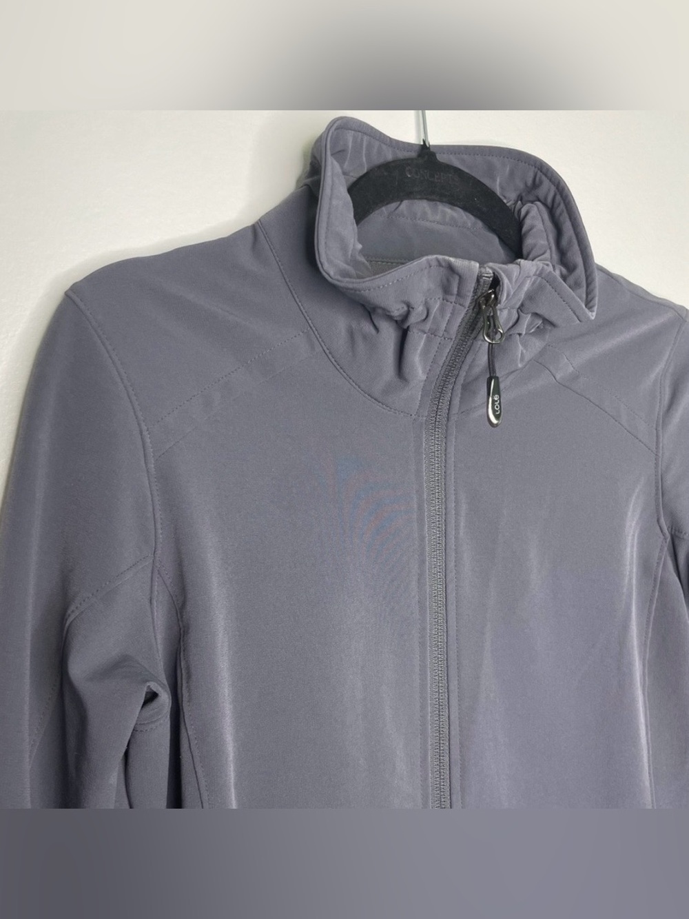 Lole / NWOT/ Women's Grey Zip-Up Softshell Jacket Sz XS